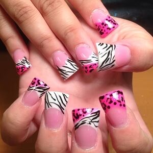 24 Pcs Duck Style Pink and White Zebra Print Nails BUY ONE GET ONE FREE
